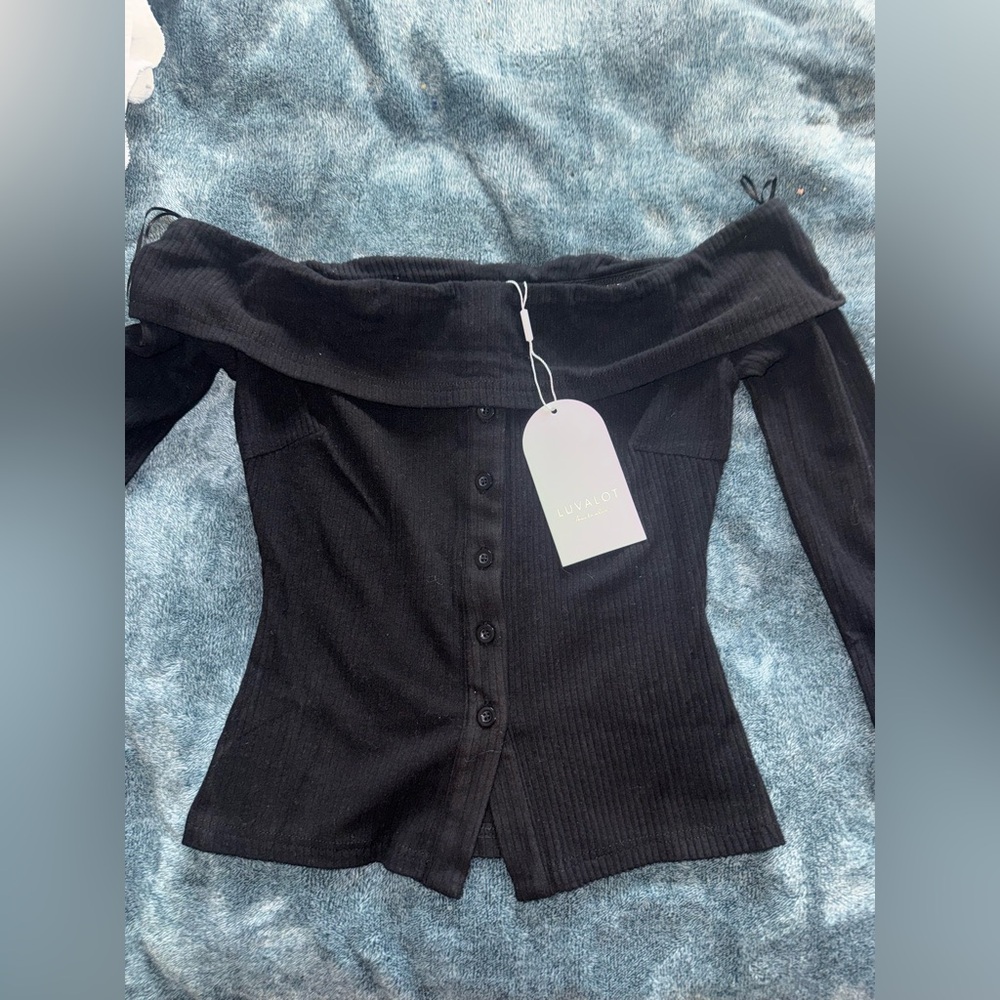 Luvalot Black Off-the-Shoulder Ribbed Button-Front Sweater